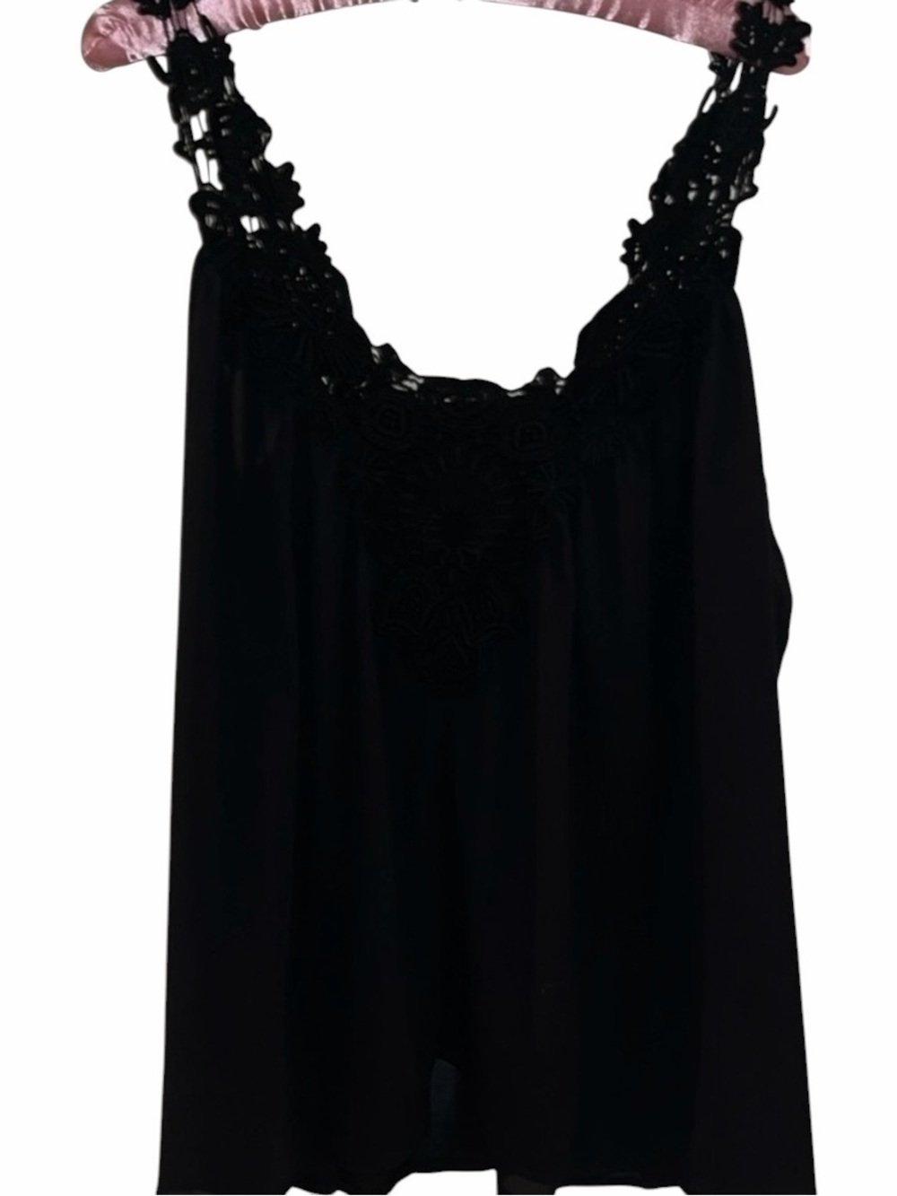 Cliche XXL black V-neck camisole lace straps & cut out at neckline NWT